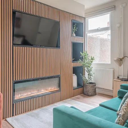 King Bed Luxury 2br House Fast Wifi *