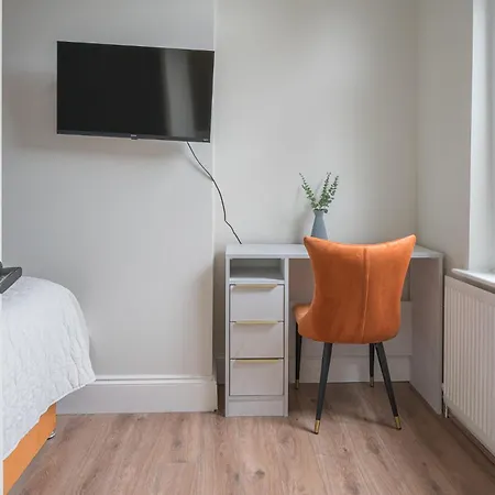 펜션 King Bed Luxury 2br House Fast Wifi