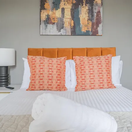 King Bed Luxury 2br House Fast Wifi Nyaraló *